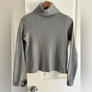 Club Monaco Gray Ribbed Turtleneck Sweater